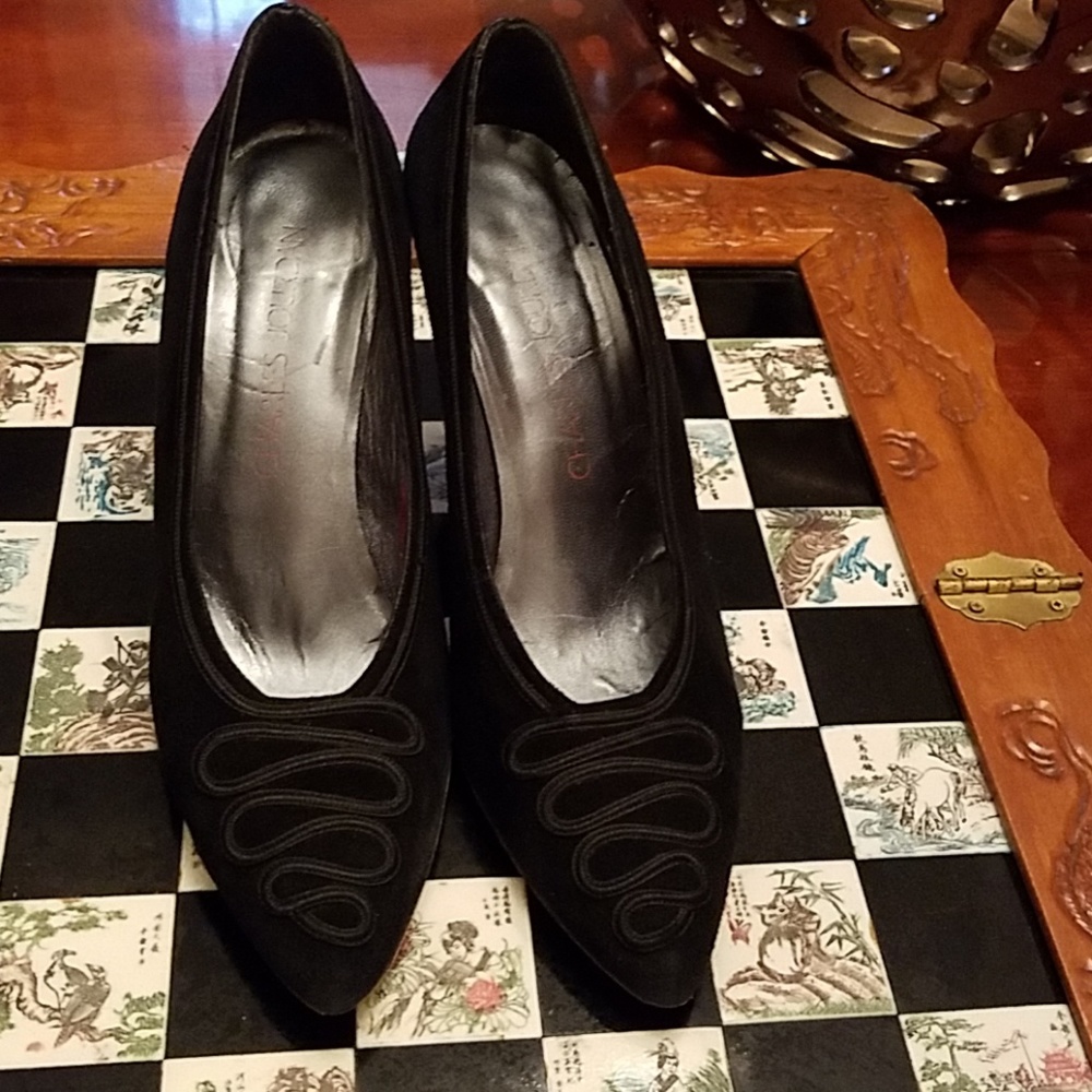 Charles Jourdan Black Suede pumps size 8.5